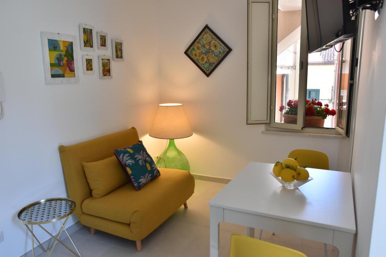 Taormina Apartments "Casa Di Anna" ภายนอก รูปภาพ